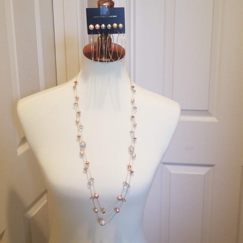 Necklace And Earrings 13$